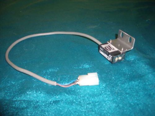 Optex BGS-2S15N BGS2S15N Photoelectric Sensor