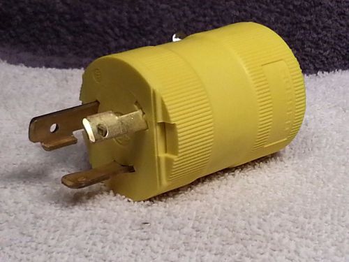 Hubbell 2621VY VALISE YELLOW Twist-Lock Plug ,30A 250V, NEMA L6-30P