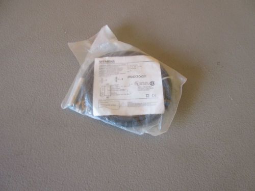 *NEW* SIEMENS 3RG4012-0AG01 INDUCTIVE PROXIMITY SWITCH *60 DAY WARRANTY* TR