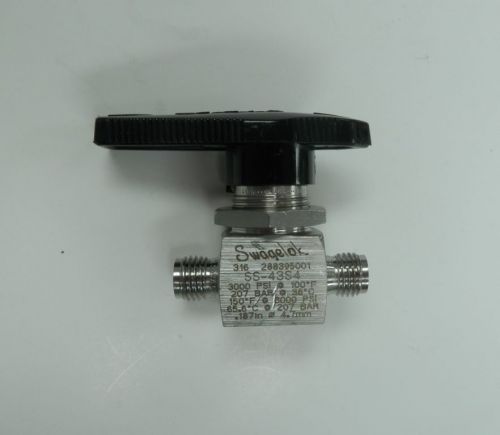 Swagelok SS-43S4 Ball Valve, 1/4 in. Swagelok Tube Fitting