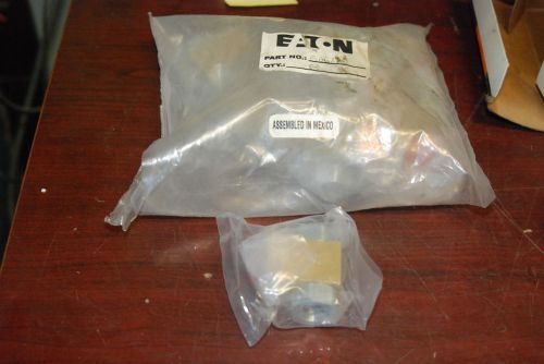 EATON, DSV3-8-B-A6T, Lot of 8, SHUTTLE VALVES, NEW in box