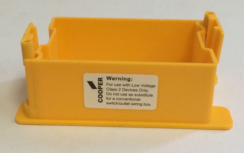 Cooper B-Line BB10P Communication Mounting Bracket Orange Plastic NEW