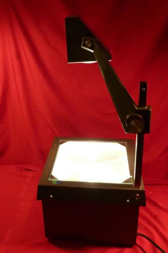 EIKI  OVERHEAD PROJECTOR #3850A WITH 2 NEW EYB BULBS