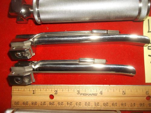 lot L5  Laryngoscope Sets  2 handles 2 diff. blades free priority