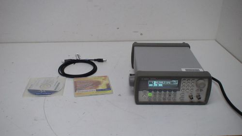 Agilen 33220A 1 uHz - 20 MHz Function/Arbitrary Waveform Generator