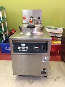 BKI Electric  pressure fryer