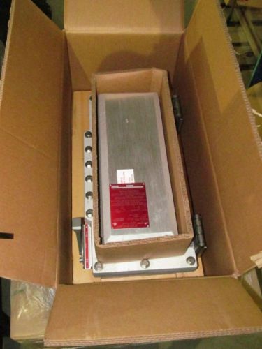 Cooper Crouse-Hinds Explosion Proof Circuit Breaker Enclosure  EBBRA604 WT50-3