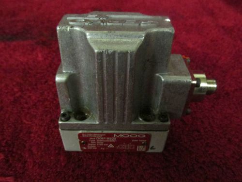 MOOG D061-9320 TYPE J09HOAM4HN1 SERVO VALVE FOR PARTS OR REPAIR