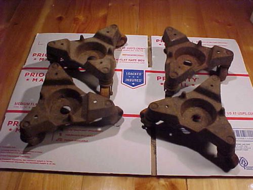 Set of 4 vintage metal UNIVERSAL 3 wheel casters with metal wheels working!