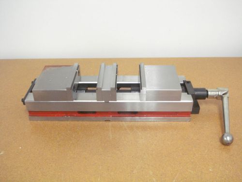 Double Lock Machine Vise, 6-1/4&#034; Jaw Width, 4&#034; Opening, 2&#034; Depth