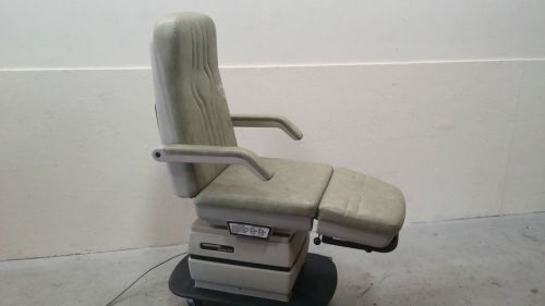 Midmark 417 Podiatry exam chair! Amazing Chair