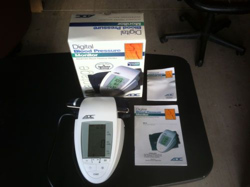 ADC 6014 ADVANCED LATEX-FREE LARGE-DISPLAY DIGITAL BLOOD PRESSURE MONITOR 1 EACH