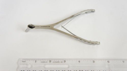 V. Mueller RH11 Vienna Nasal Speculum Medium