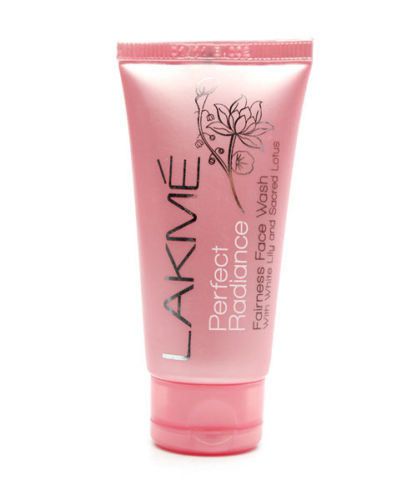 Lakme Perfect Radiance fairness face wash 50gm with White Lily and Sacred Lotus