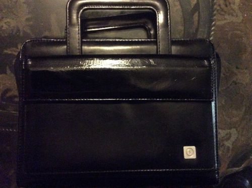 Black  leather franklin covey planner/binder w/ handles classic for sale