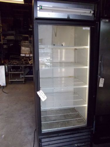 True GDM-26 Single Glass Door Merchandiser