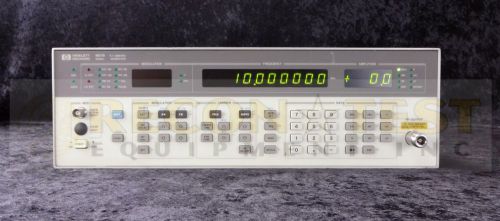 Agilent HP Keysight 8657B -001- Synthesized Signal Generator 100 kHz to 2060 MHz