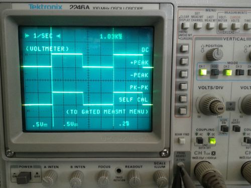 TEKTRONIX 2246A 100MHz 4 CHANNEL ANALOG OSCILLOSCOPE W / CURSOR MEASUREMENTS