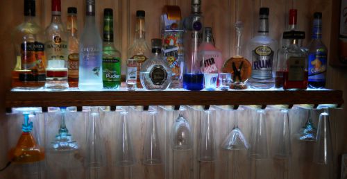 BEHIND BAR LIQUOR BOTTLE DISPLAY / GLASS DISPLAY / REMOTE CTRL LED LIGHTED