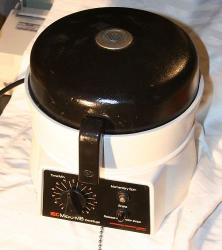 DAMON IEC MB MICRO HEMATOCRIT CAPILLARY CENTRIFUGE – WORKS GOOD