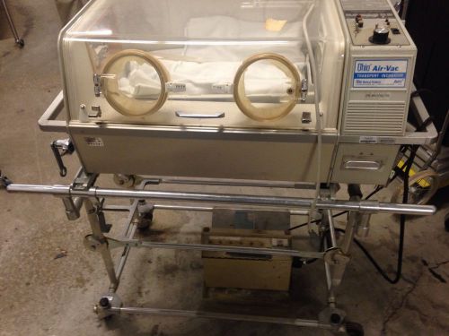 Ohio Air Vac Incubator w/Ferno Cart