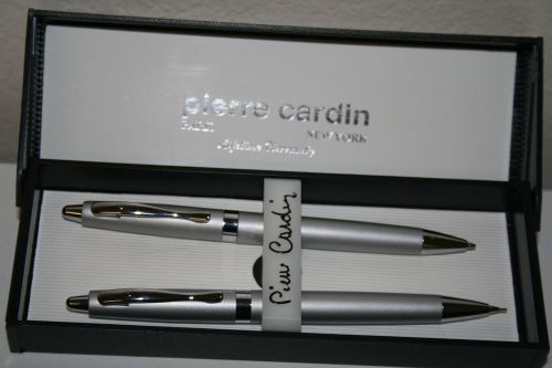 PIERRE CARDIN SILVER PEN SET PARIS NEW YORK