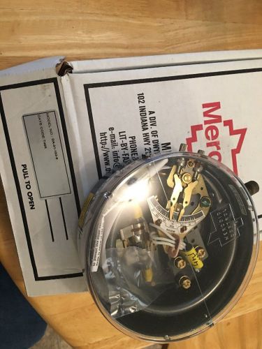 Mercoid Dwyer DA-31-153-7 pressure switch new