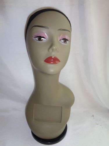 LADIES MANNEQUIN HEAD- WIG-HAT STAND-SWIVEL TURNS