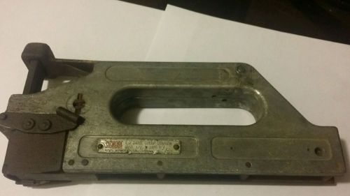 VINTAGE SIGNODE E-Z DRIVE STRAP STAPLER. MOD. SS2 SIZE   3/4  STEEL STRAPPING