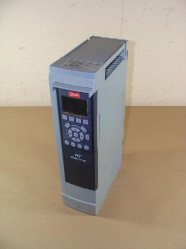 DANFOSS 131F0672 VLT HVAC DRIVE VFD VARIABLE FREQUENCY DRIVE 2.2 KW 3 HP LCP102