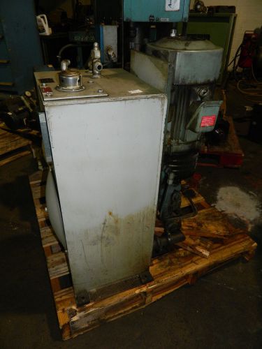 5 hp hydraulic unit w/ vickers pump, type# pvb15rsy31cm11, vertical, used for sale