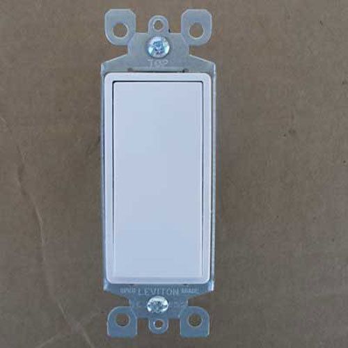 New 2Pc Leviton 5611-W Decora 15A 120V Lighted Switch White