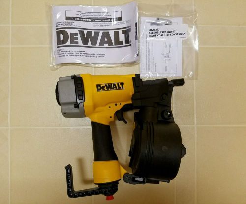 NEW DeWalt DW66C-1 Pneumatic 15° Coil Siding &amp; Fencing Nailer Nail Gun