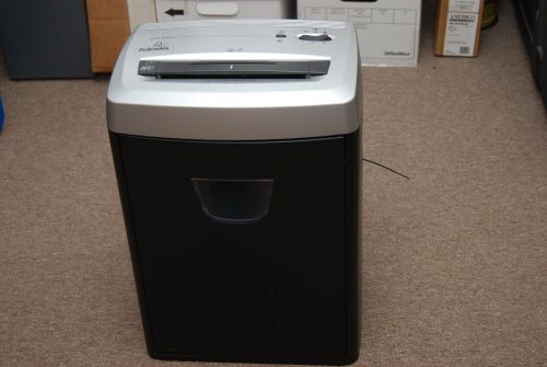 Fellowes Paper Shredder - Cross-Cut - Model DM12CT