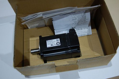 servo motor Yaskawa SGMJV-04A3A21