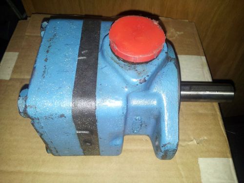 VICKERS HYDRAULIC VANE PUMP V210 **EXCELLENT CONDITION**