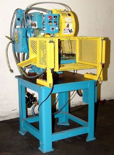 1990 BENCHMASTER 5 TON OBI PRESS, MODEL 152-A-2, AIR CLUTCH, RAPID AIR FEED