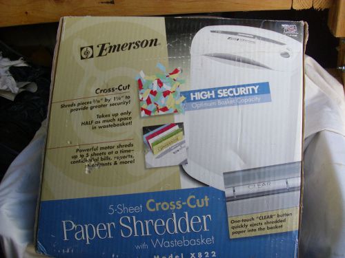 EMERSON PAPER SHREDDER M # X822   CROSS CUTTING UNIT