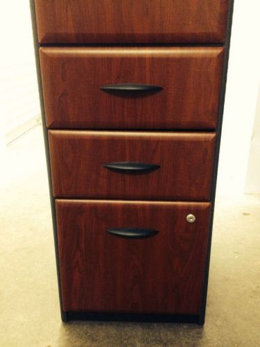 Bush Office Furniture Set Of 8 Filing Cabinets/shelves Retail 3,000