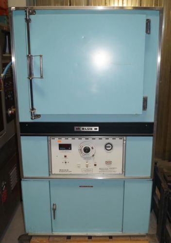 BLUE M POM7-256C-2 OVEN, MAX TEMP 343C / 650F ON FLOOR BASE