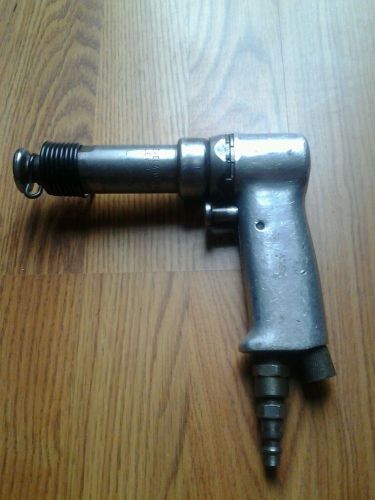 CLEVELAND PNEUMATIC  CLECO    E3 RIVET GUN USED AIRCRAFT SURPLUS TOOL