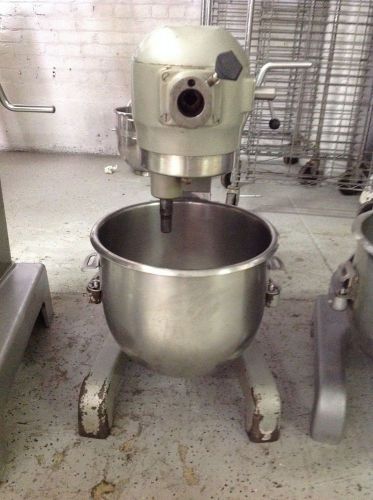 Hobart 20qt mixer dough mixer w/ bowl and attachment for sale