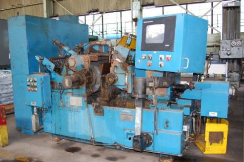 340-20 CINCINNATI &#034;TWINGRIP&#034; CENTERLESS GRINDER - #24832