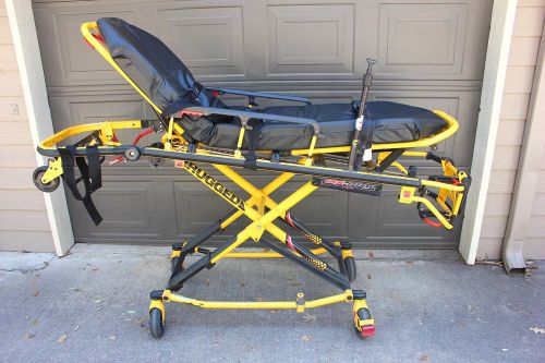 Stryker mx-pro 650lb 6082 ambulance stretcher w/ brakes iv pole ferno ems cot for sale