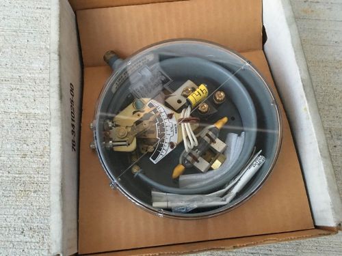 Mercoid da-31-153-1 pressure switch, never used for sale