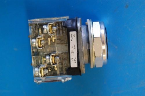 ALLEN BRADLEY SWITCH 800T-A SERIES T BUTTON W/BLOCK XA