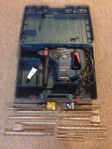 BOSCH RH328VC 1 1/8 SDS-plus Rotary Hammer w/ Vibration Control - 17 Bits