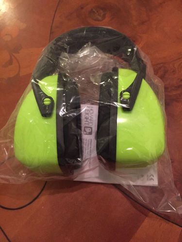 HOWARD LEIGHT 1013941 LEIGHTNING EARMUFFS - Hi-Viz L3HV Noise Blocking Earmuffs