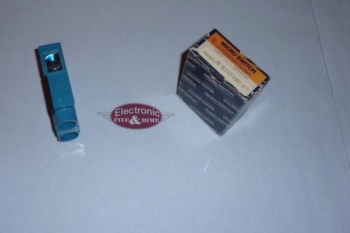 MICROSWITCH   FE-MLS12R-F20A PHOTOELECTRIC SENSOR NIB FEMLS11SF20A