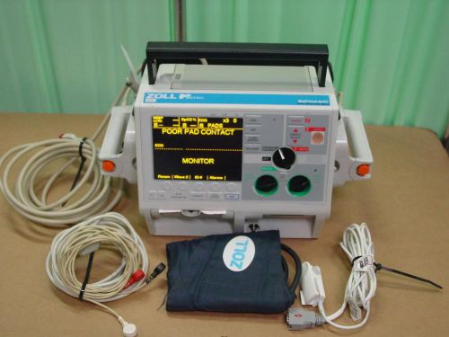 Zoll M Series Paddles Pacing Biphasic 3 Lead ECG SpO2 NIBP  803